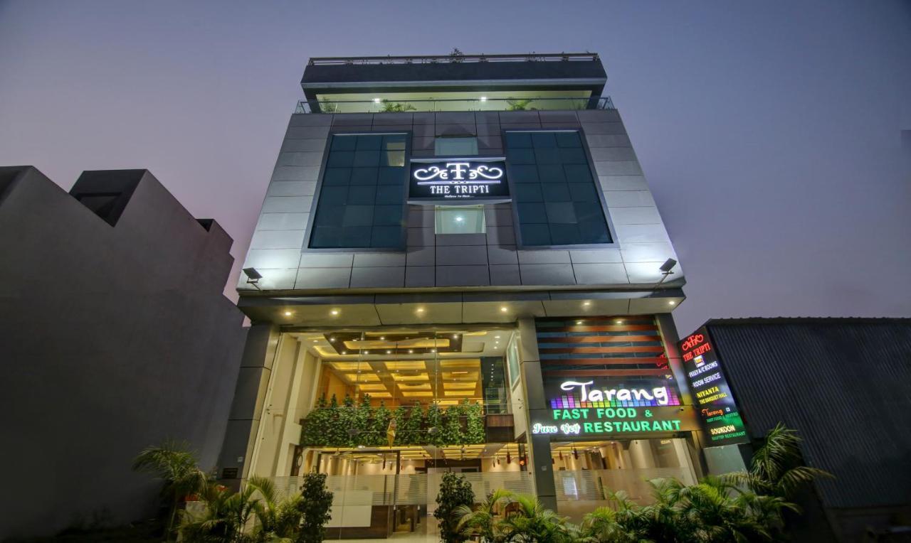 The Tripti Hotel & Banquets Indore Exterior foto